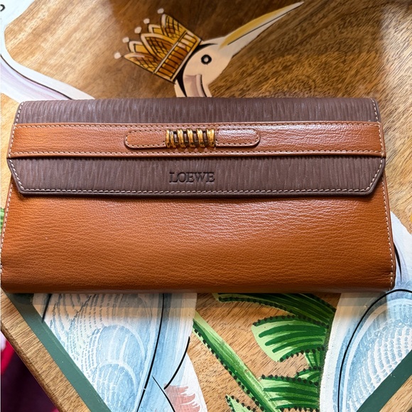 LOEWE Velazquez Embossed Leather Long Wallet Mini Wallet BEAUTIFUL! W/Chain - Picture 3 of 17